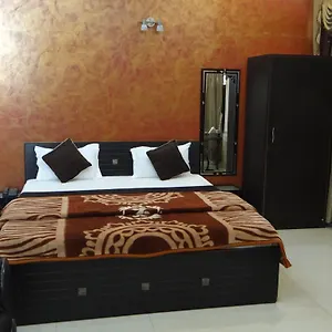 H.k.j International Guest house Varanasi