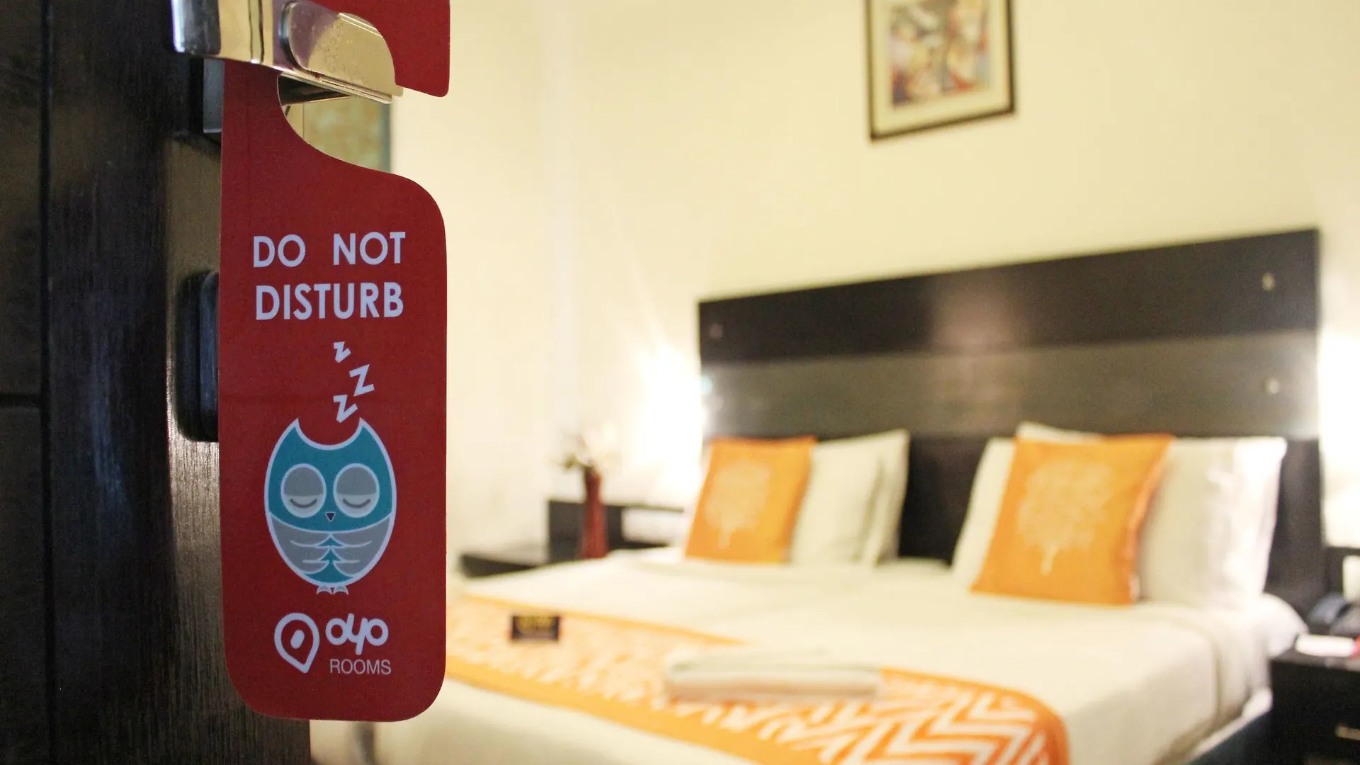 Oyo 605 Hotel Camria Gurgaon India